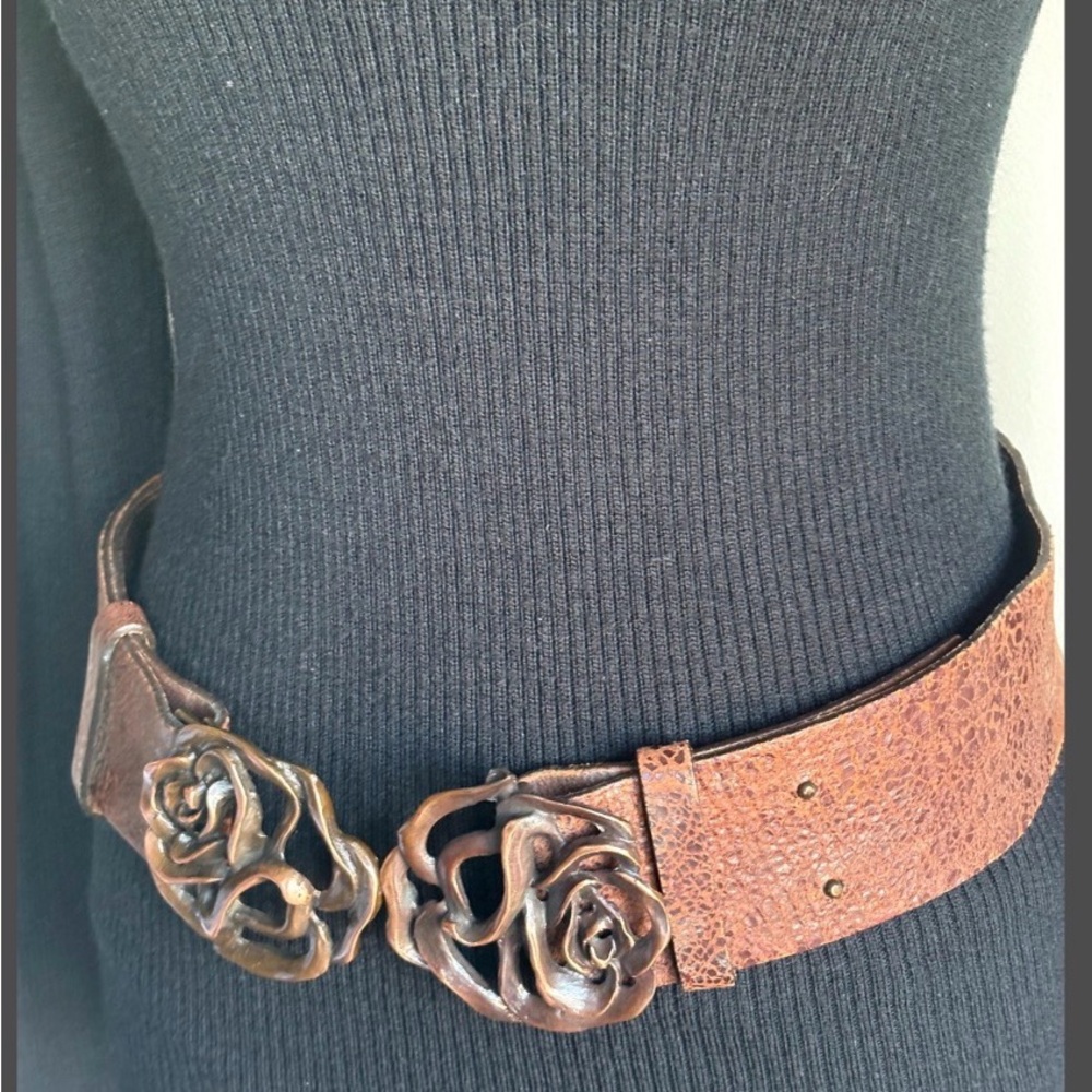BCBG Italian Leather Rose Buckle Belt, Wide Copper Flower Waist Cinch, statement